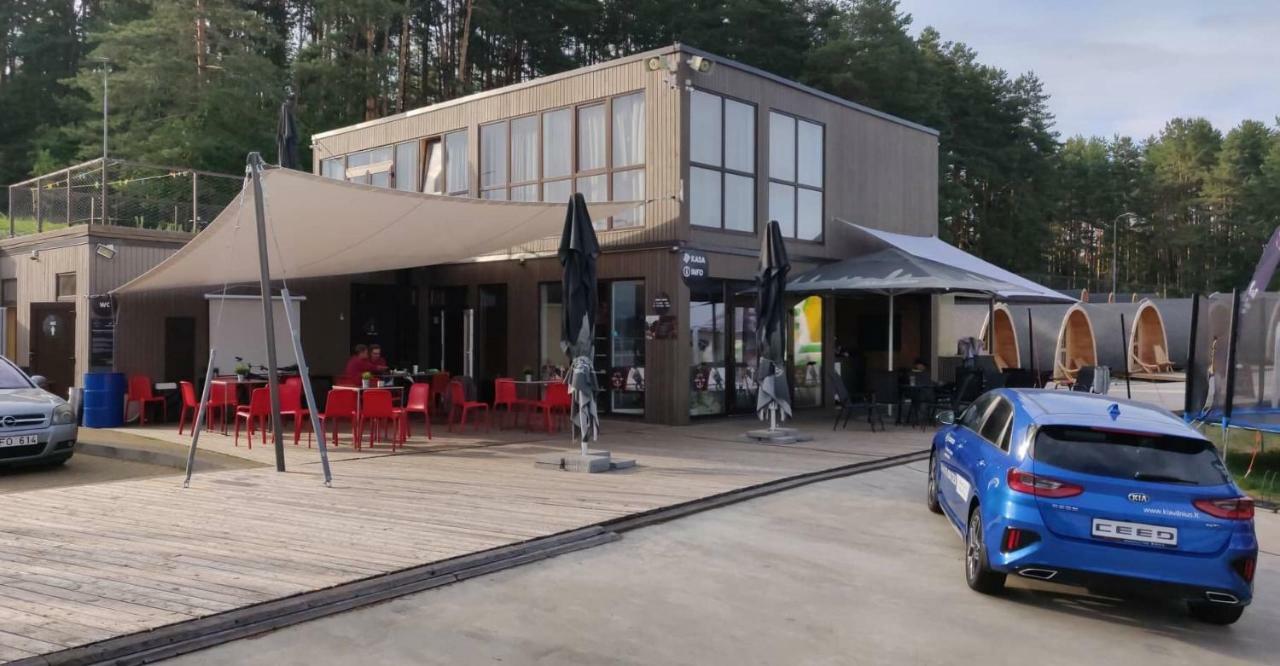 זראסאי Luxury Camping Pod מראה חיצוני תמונה